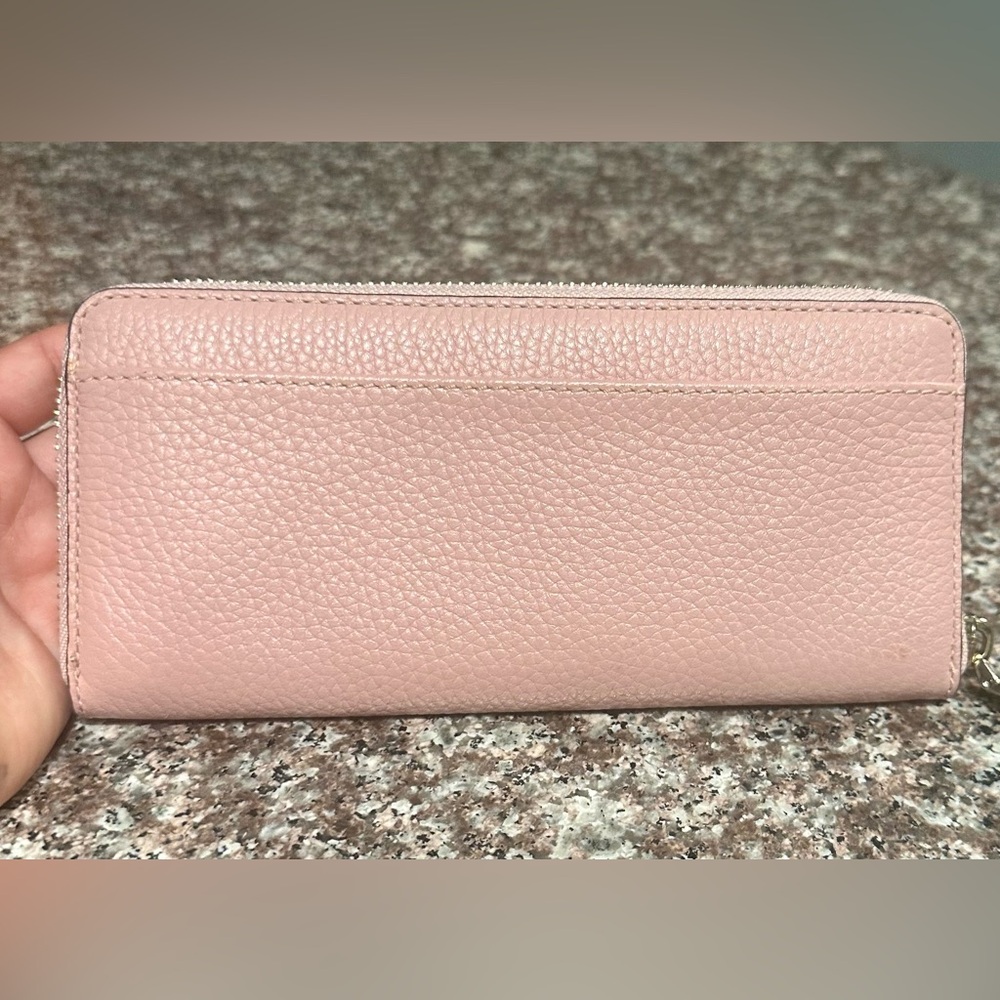 Kate Spade ♠️ Blush Pink Long Wallet EUC! NO CALLOUTS - Picture 2 of 5